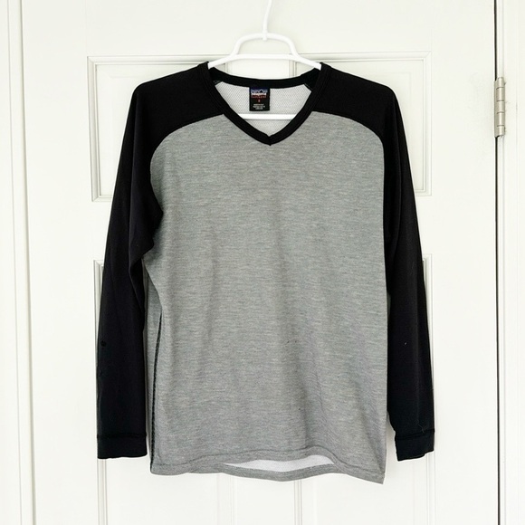 Patagonia Other - PATAGONIA capilene shirt size S grey black longsleeve made in USA